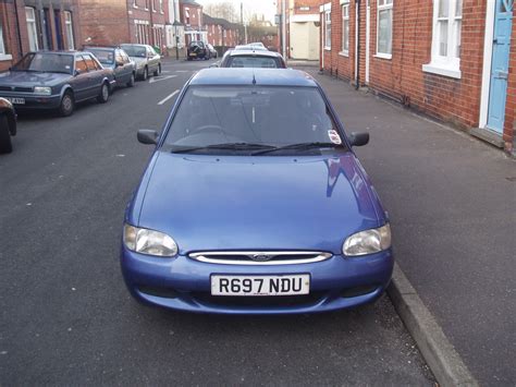 escort 94|Used 1994 Ford Escort Specs & Features .